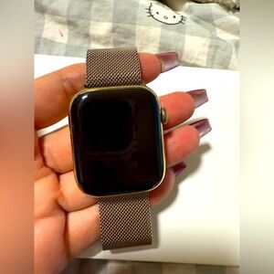 Apple Watch 7 Series 45mm Gold face and Gold Milanese Band